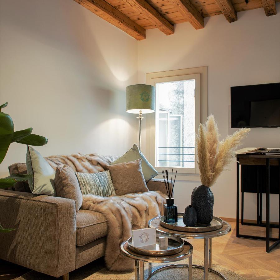 Elegance Room - Aparta & Suite - Automatized Apartment Bassano del Grappa Exteriör bild