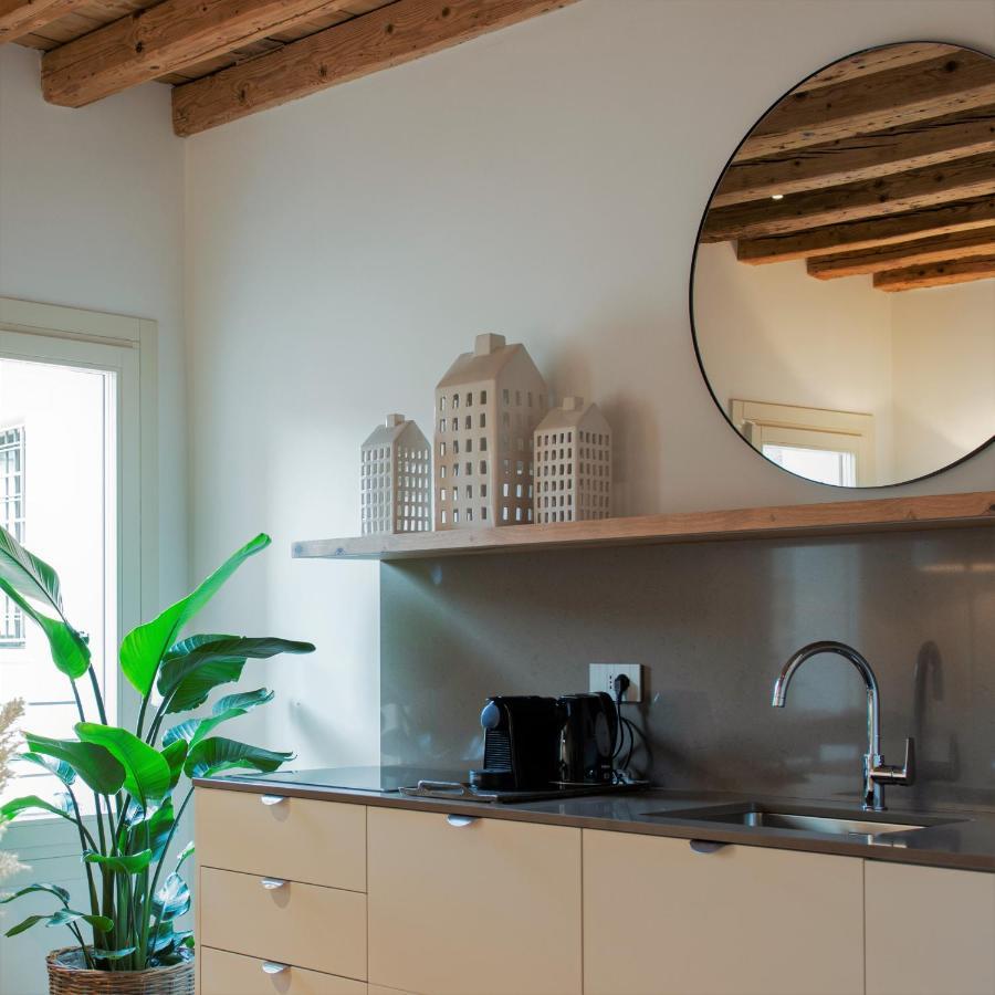 Elegance Room - Aparta & Suite - Automatized Apartment Bassano del Grappa Exteriör bild