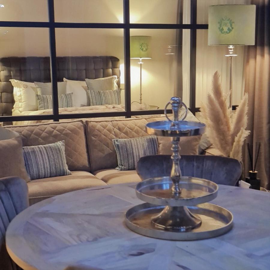 Elegance Room - Aparta & Suite - Automatized Apartment Bassano del Grappa Exteriör bild